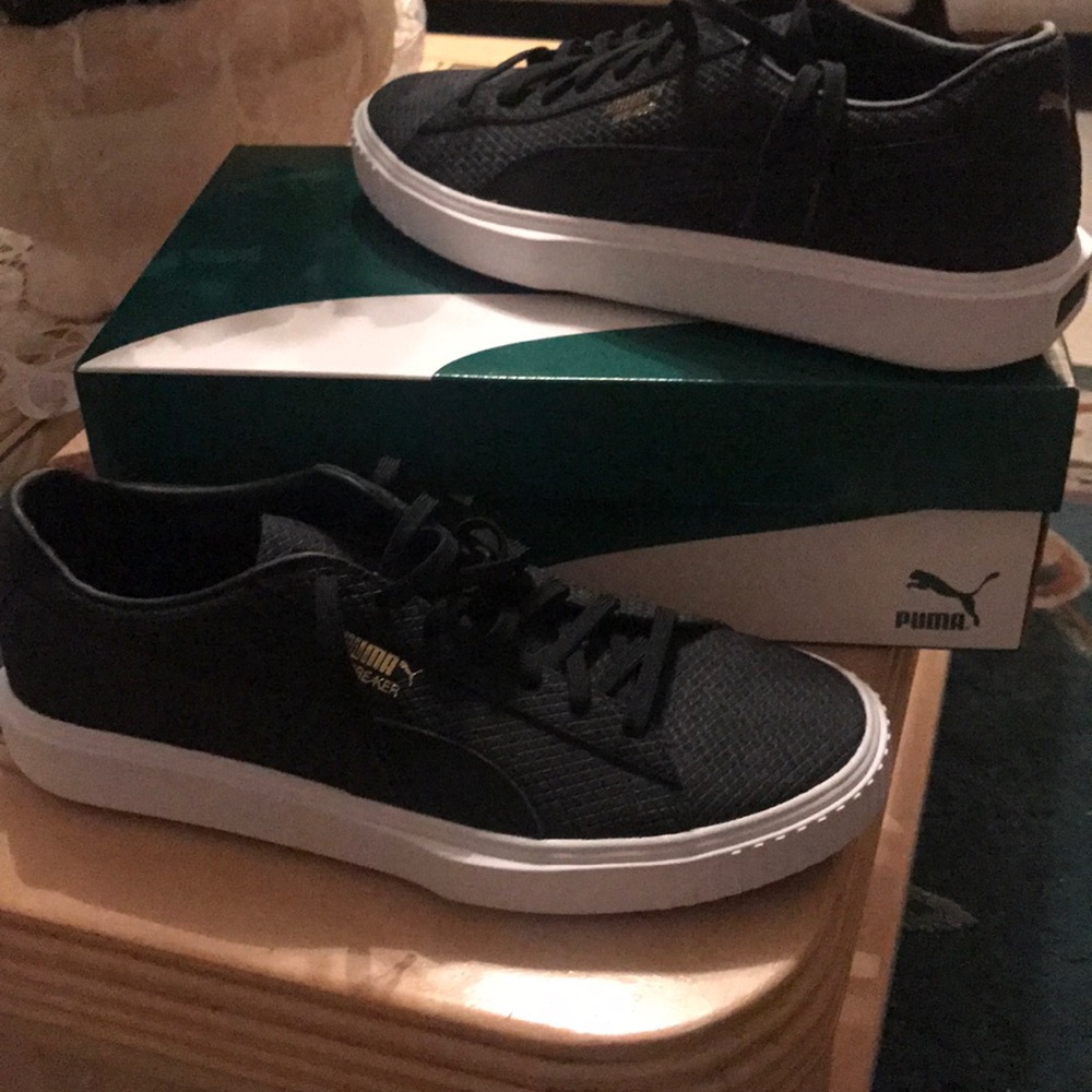 Puma sneakers